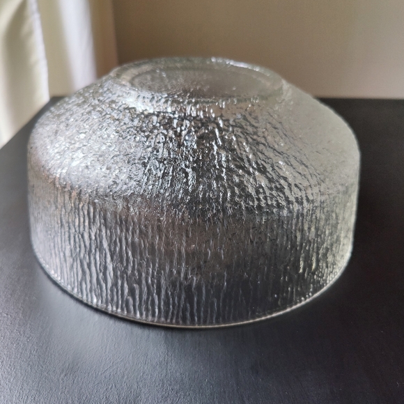Vintage | Indiana Glass | Crystal Ice / Tree Bark | large serving bowl - Picture 5 of 11